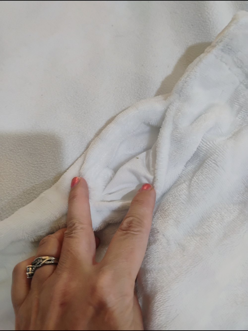 Cozy White Cable-Knit Thermal Pajama Bottoms - Picture 10 of 15